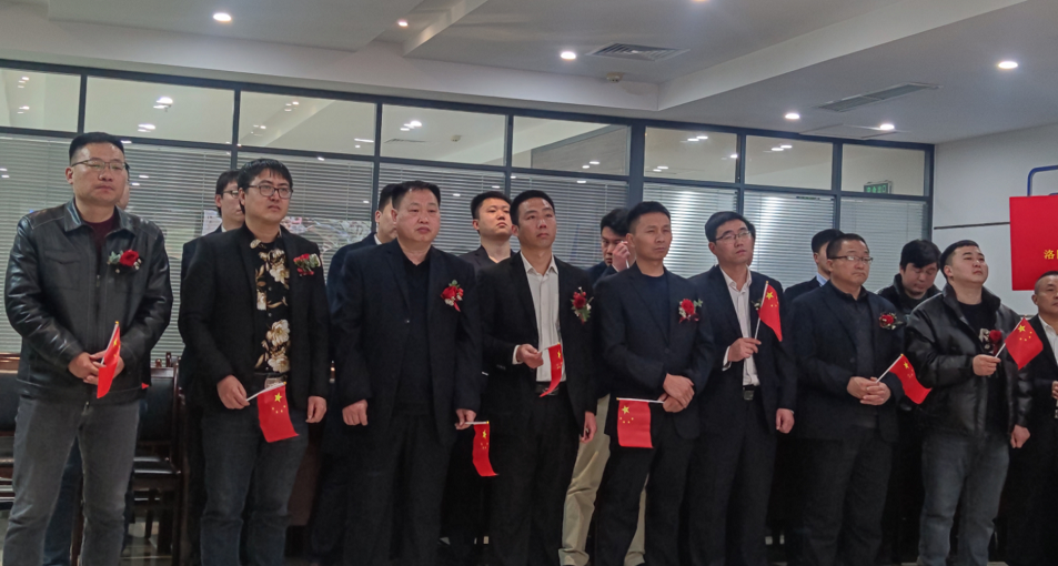點亮夢想，威武出征 ——色多多www视频在线观看生化銷（xiāo）售團隊出（chū）征（zhēng）授旗儀式(圖1)